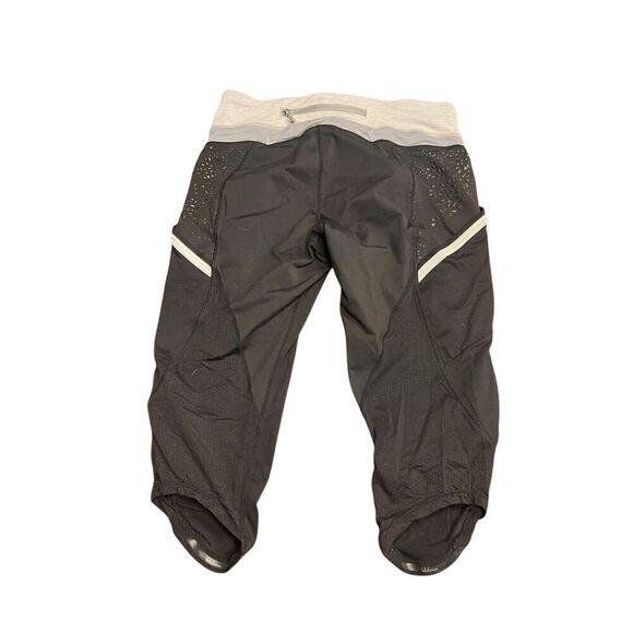 Lululemon run a marathon crop black leggings woman’s 6 power luxtreme - Picture 2 of 5